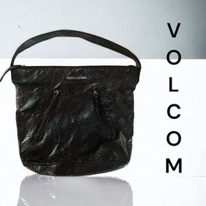 15% 3+ items l Volcom Bags l Black Leather l Purse, Bag l Single Handle l VGUC